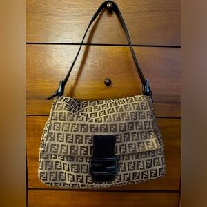 Pre-loved Fendi Zucchino Mama Baguette